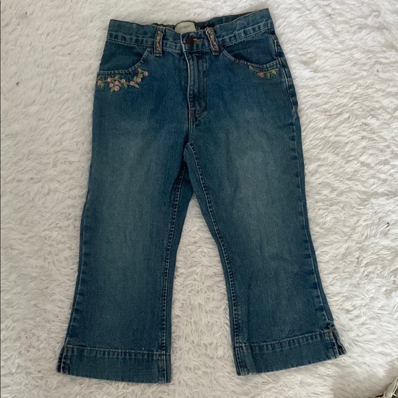 GAP Other - GAP Girl’s Capri Jeans with Floral Embroidery